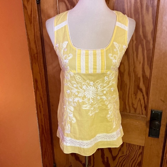 Miss Me Couture Embroidered Summer Top - Picture 10 of 11